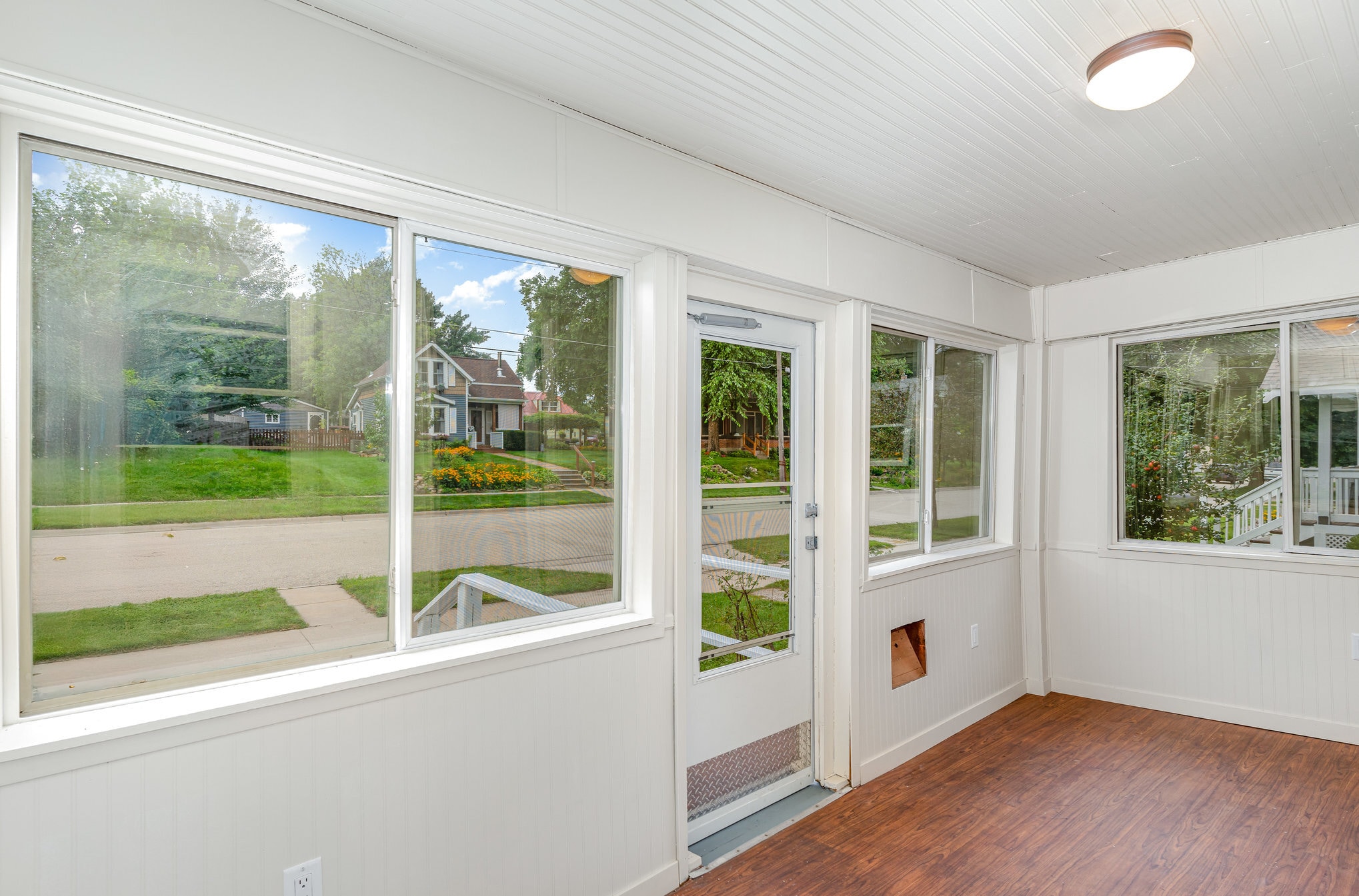 Building Photo - 1405 S Park St