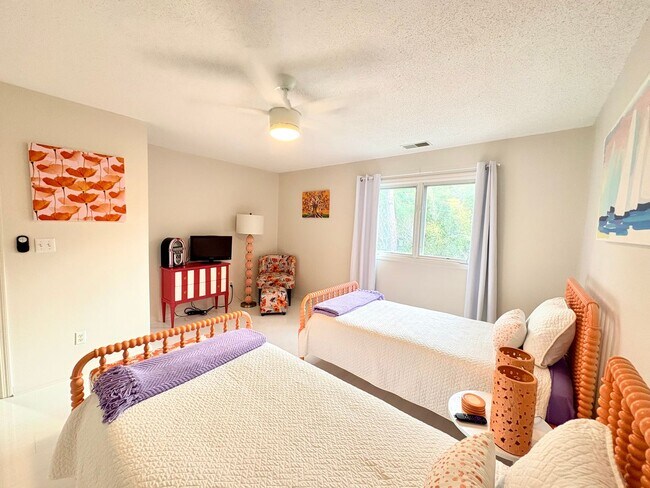 Building Photo - 23 Bellhaven Way