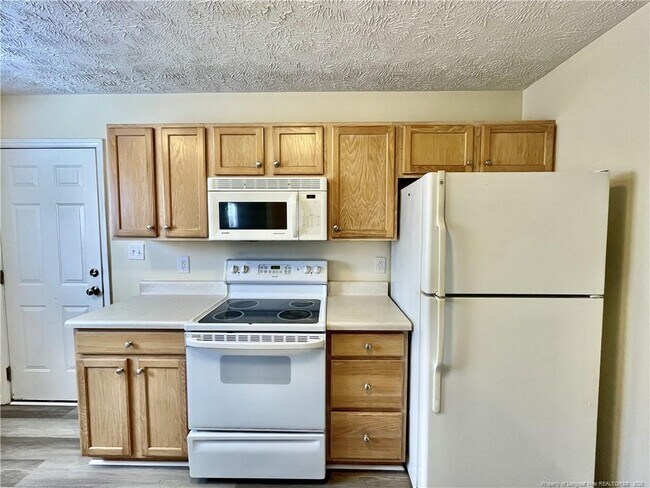 Building Photo - 3721 Betts Dr