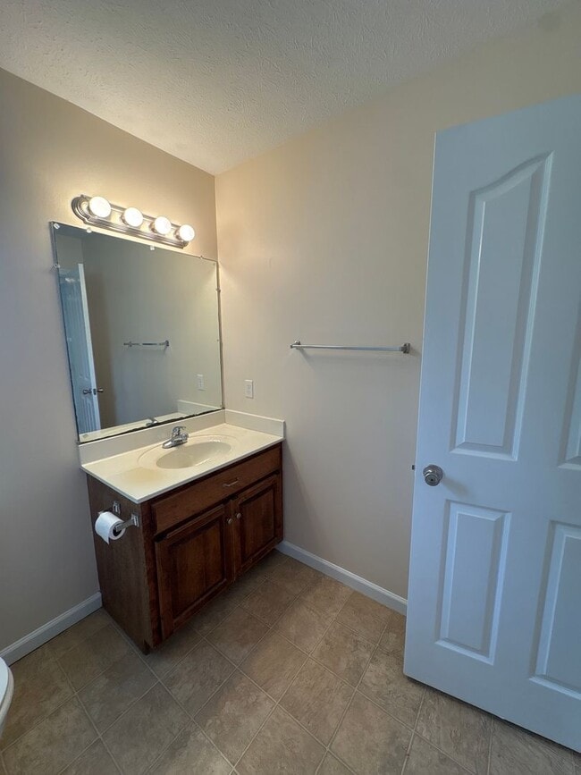 Building Photo - 307 Forrestwood Dr