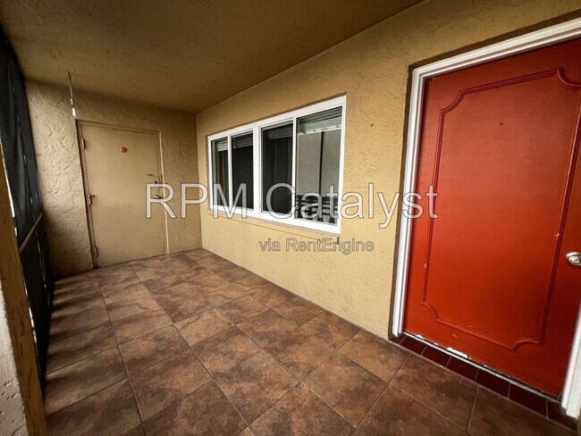 Building Photo - 8950 Park Blvd