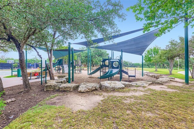 Building Photo - 217 Emerald Ridge Dr