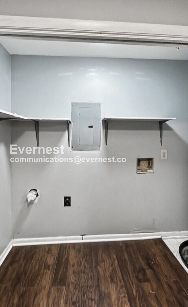 Building Photo - 188 Frawley Rd