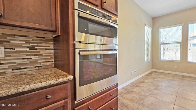 Building Photo - 12025 S 186th Dr