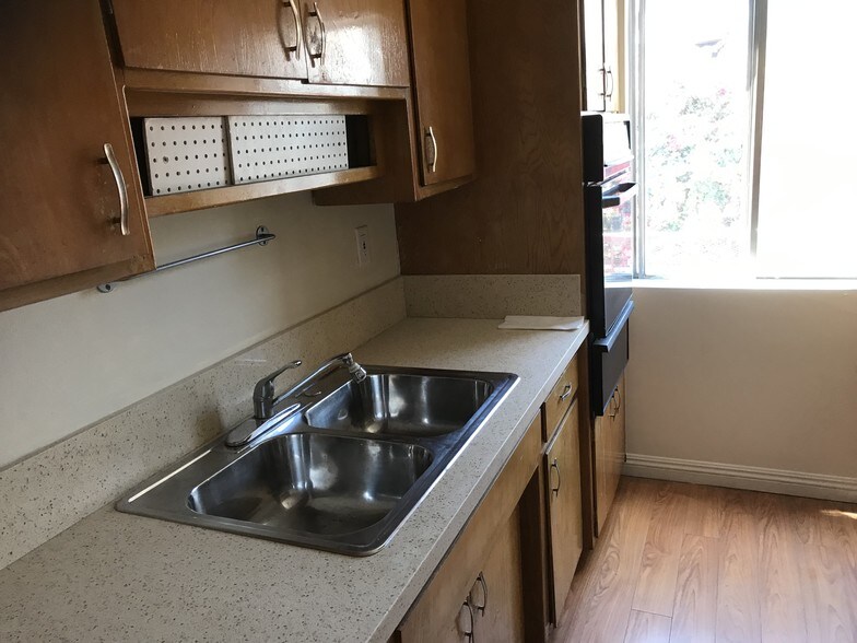 Building Photo - 5049 Denny Ave