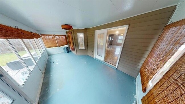 Building Photo - 5524 Annandale Dr