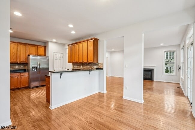 Building Photo - 84 Henning Terrace