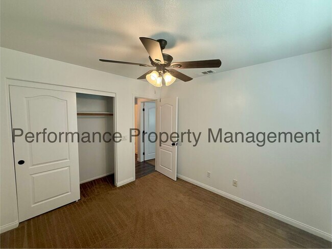 Building Photo - 5503 Coburn Ridge Ct