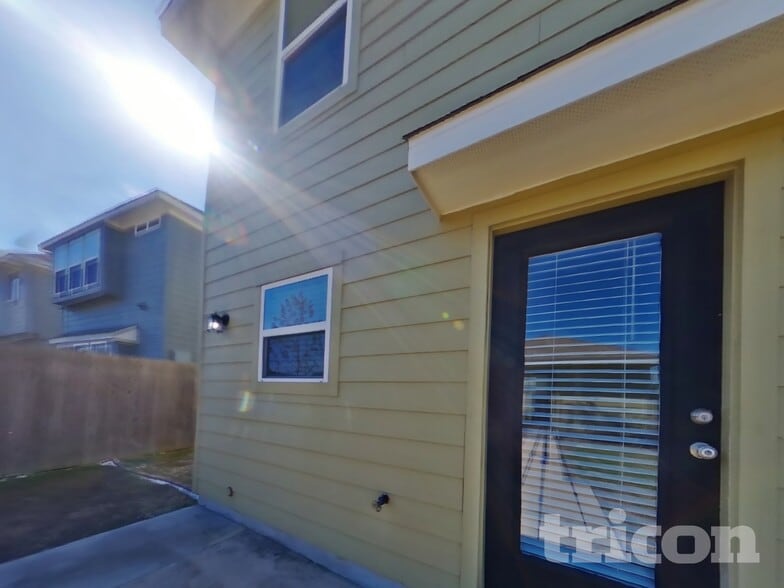 Building Photo - 214 Gambel Oak Way