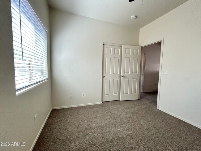 Building Photo - 17218 W Country Gables Dr