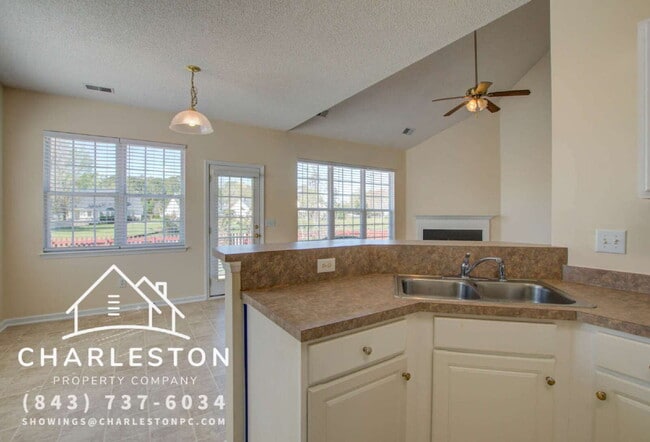 Building Photo - 533 Tribeca Dr