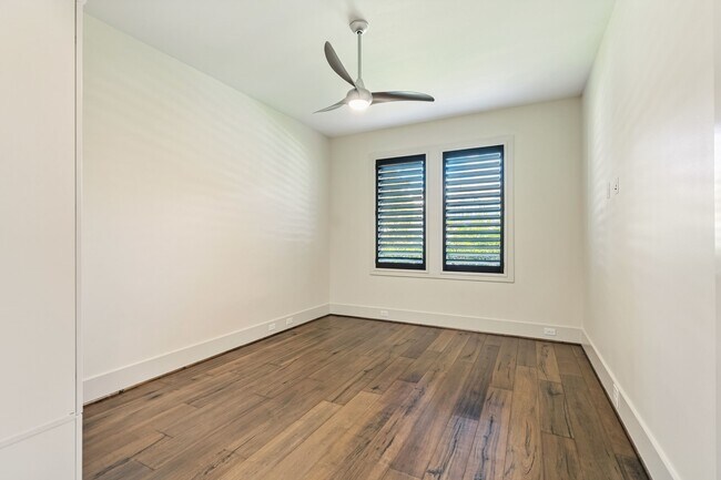 Building Photo - 3610 Oak Forest Dr