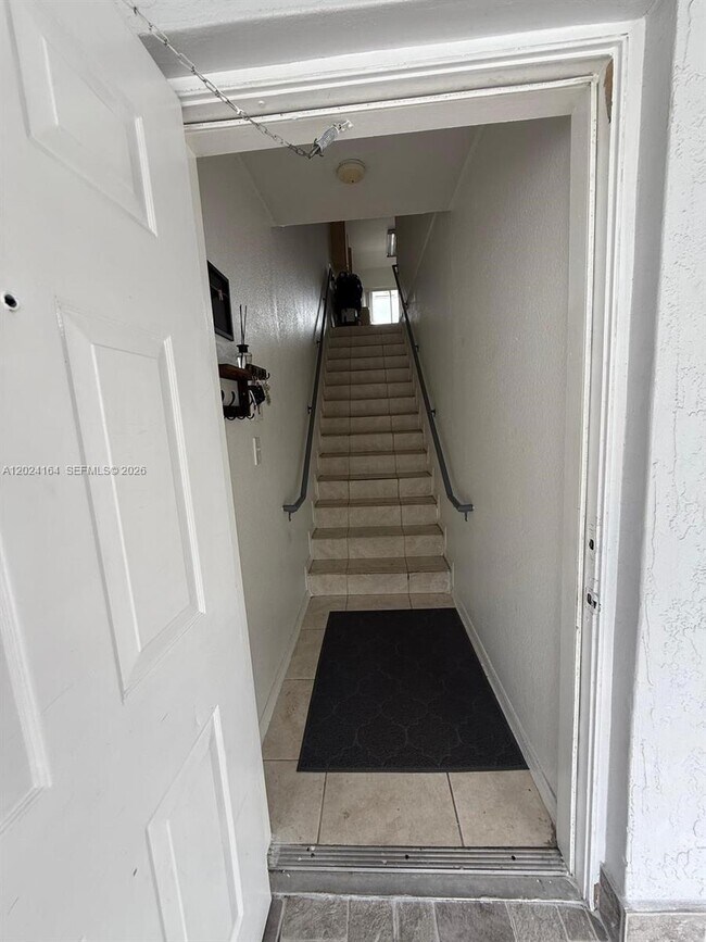 Building Photo - 3514 W 76th St
