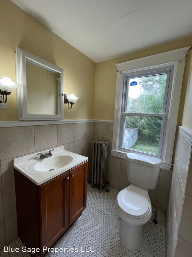 Building Photo - 3 br, 1 bath House - 509 Cypress Ave