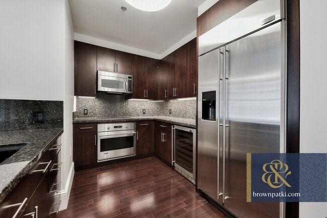 Building Photo - 680 Market St