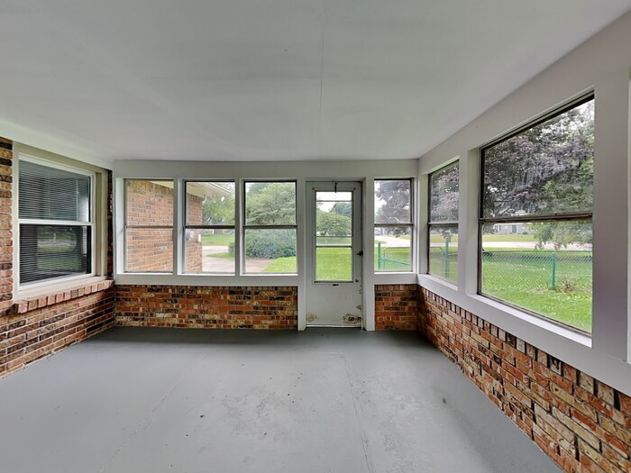Building Photo - 9580 E 192nd St
