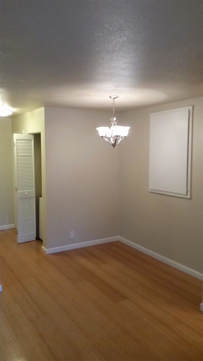 Building Photo - 1114 Nord Ave