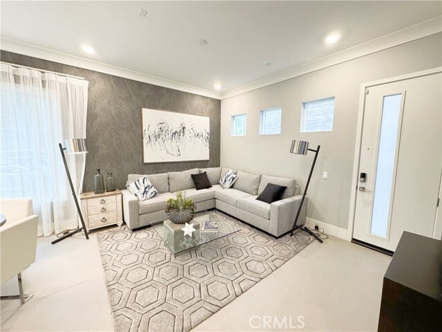 Building Photo - 64 Spacial