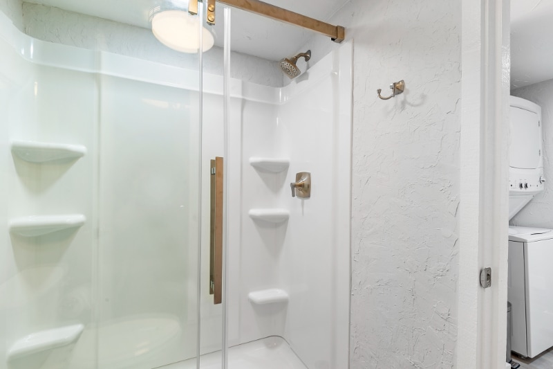 Building Photo - 2077 Corner Lake Dr