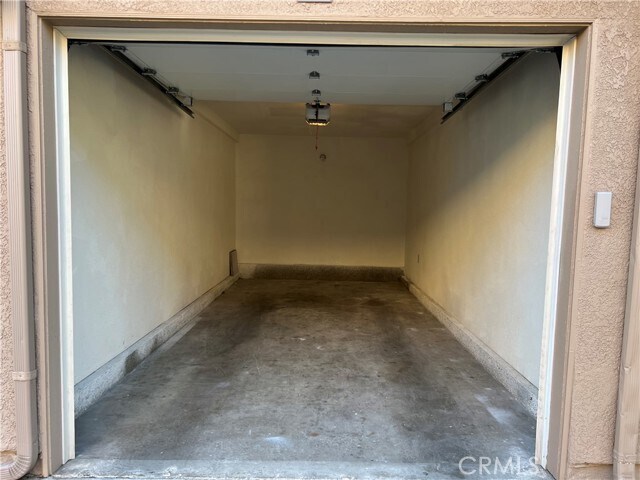 Building Photo - 24480 Mozer Dr