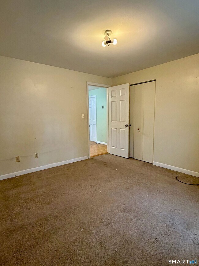 Building Photo - 44 Webb St