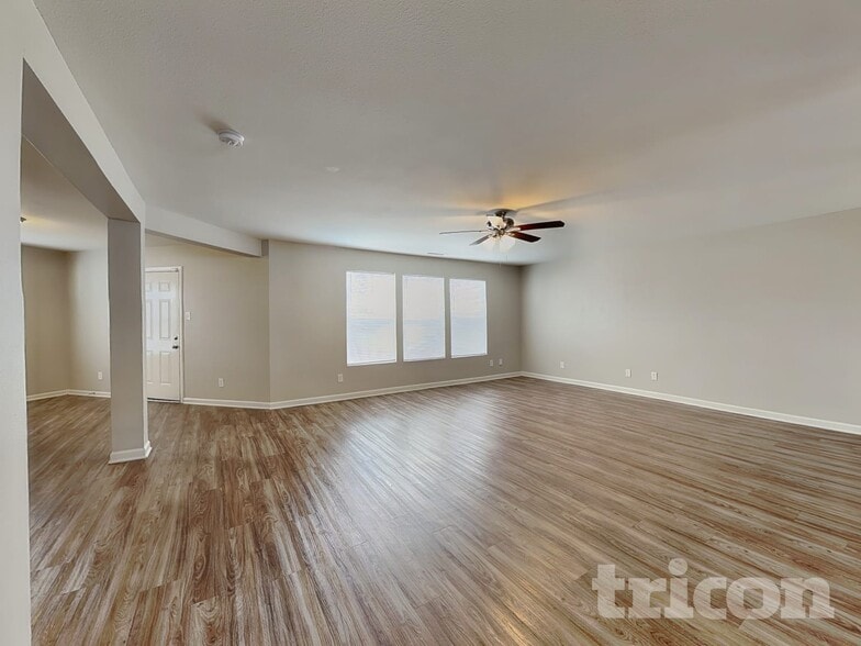 Building Photo - 1351 Waterlily Lane