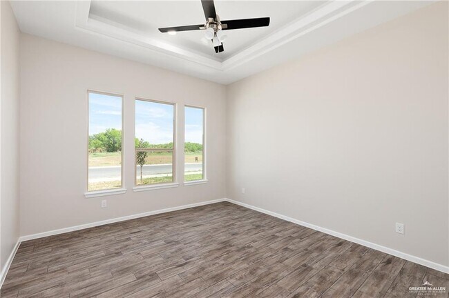 Building Photo - 14 N Sugar Bear Dr