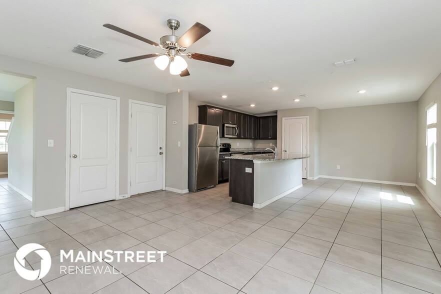 Building Photo - 1707 Sail Ct