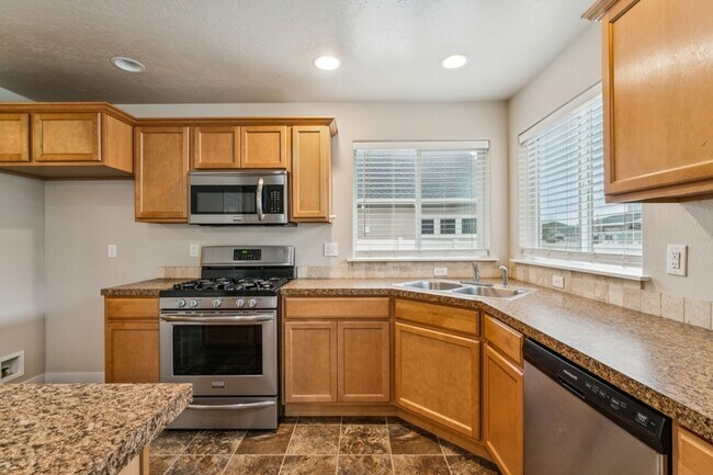 Building Photo - 2914 W Sunny Cove St