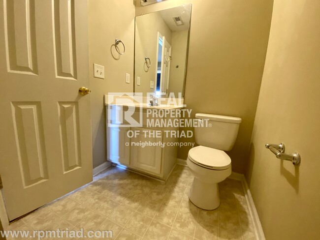 Building Photo - *Move In Special* Deacon Ridge Gated Commu...