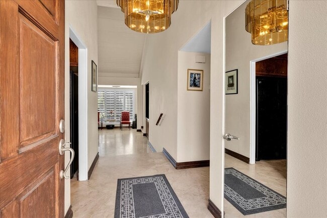 Building Photo - 34820 Mission Hills Dr