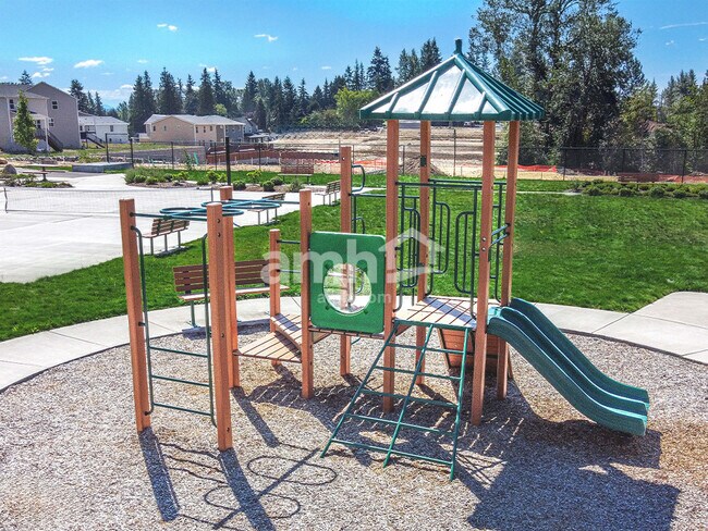 Building Photo - 4922 86th Ave NE