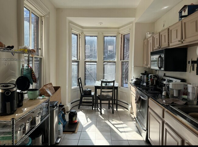 Primary Photo - 519 Massachusetts Ave