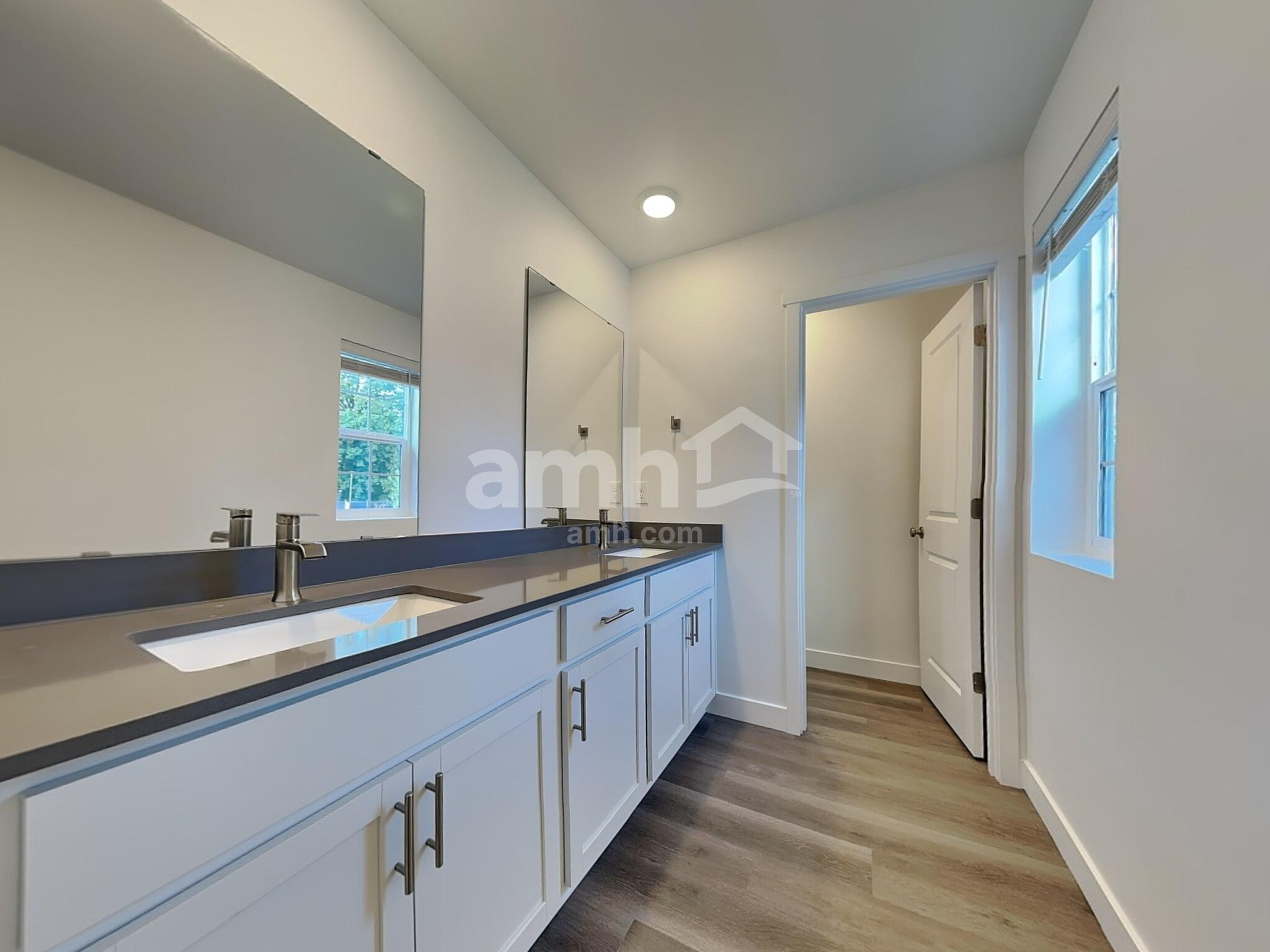 Building Photo - 4821 85th Ave NE