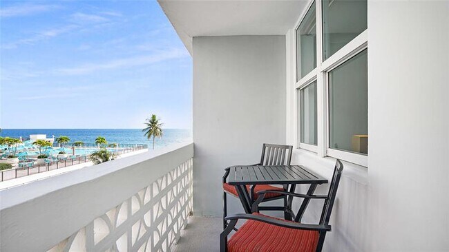 Building Photo - 4250 Galt Ocean Dr