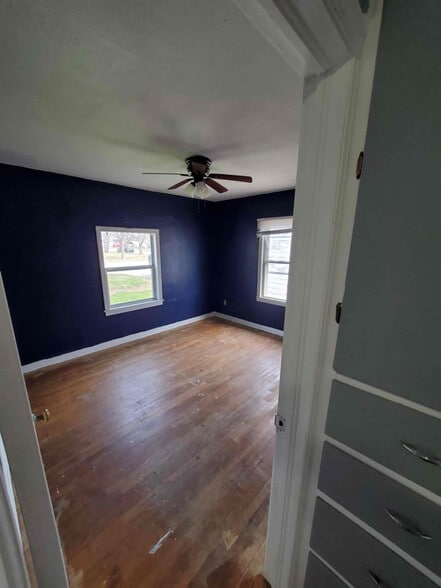 Building Photo - 1606 NW Floyd Ave