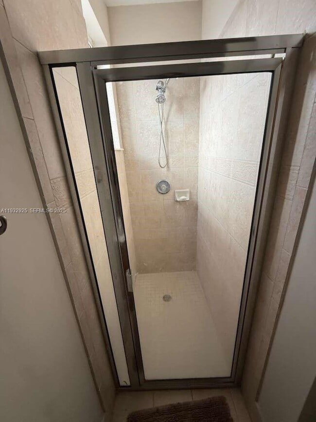 Building Photo - 6320 SW 163rd Pl