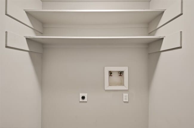 Building Photo - 6631 Wanda Ln