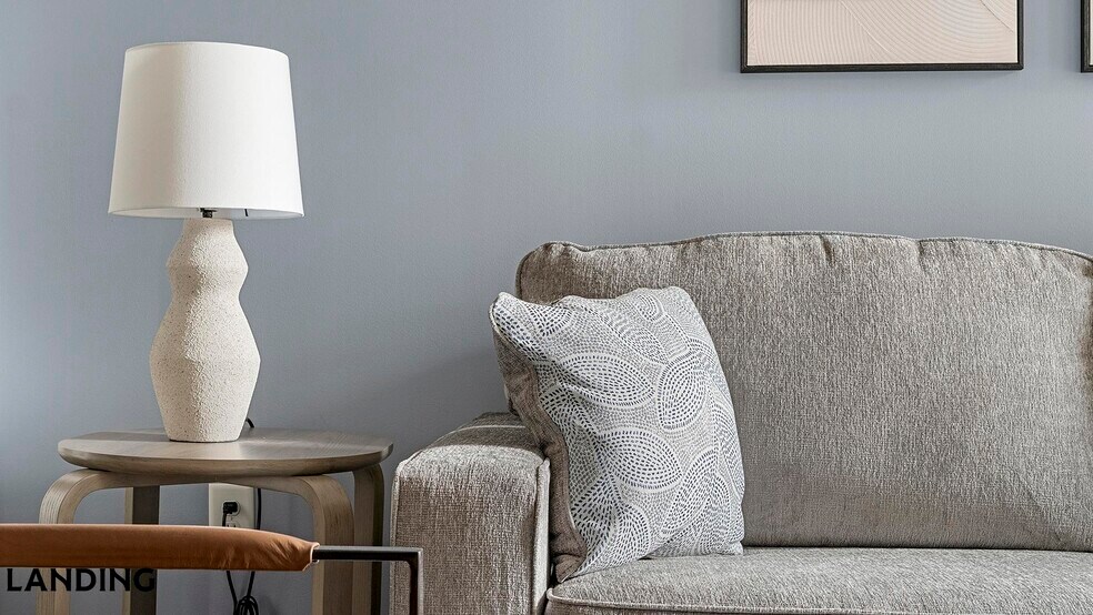 Building Photo - 2420 Peachtree Rd NW