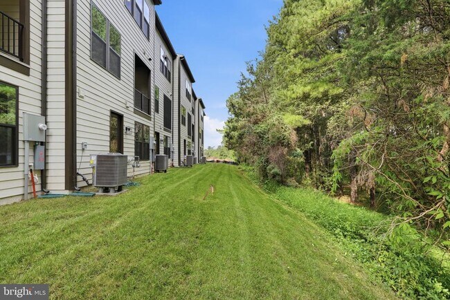 Building Photo - 11152 Lanier Farm Lp