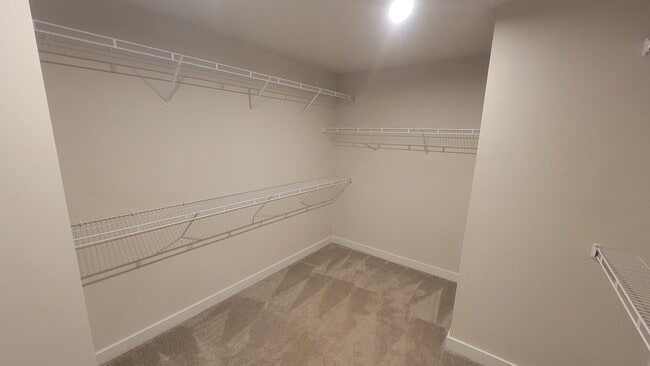 Building Photo - 8817 Granby Hill Rd