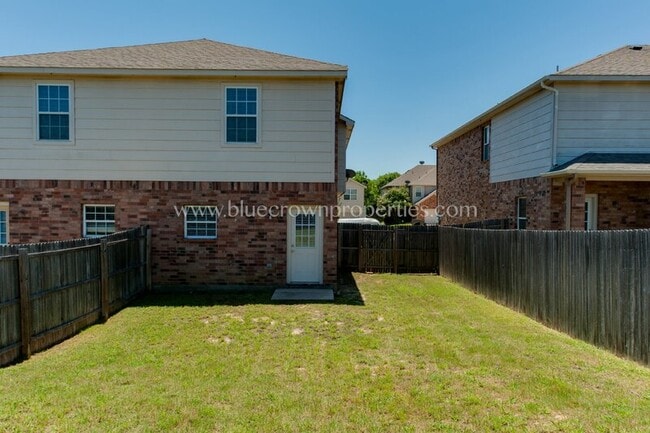 Building Photo - 706 Parkplace Ridge