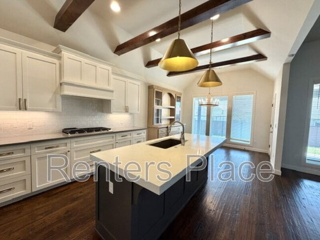 Building Photo - 803 E Delmar Pl