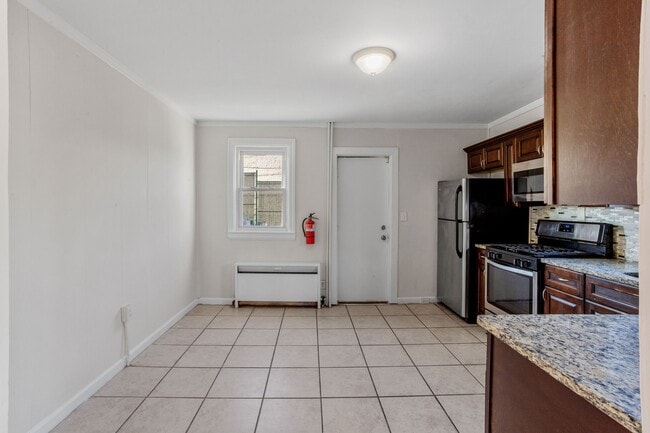 Building Photo - 11 Bellevue Terrace