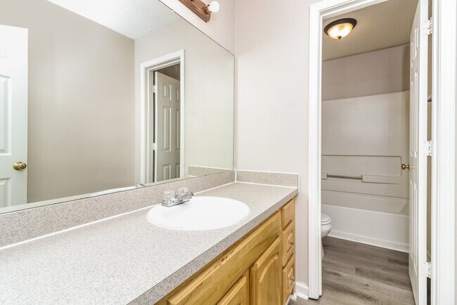 Building Photo - 3626 Spring Meadow Ct