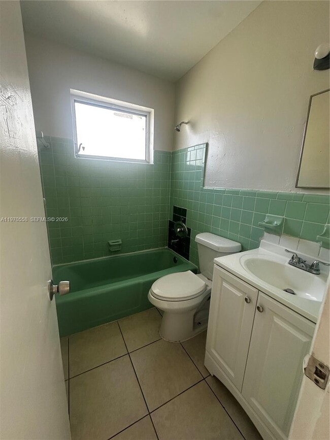 Building Photo - 237 NW 55th St