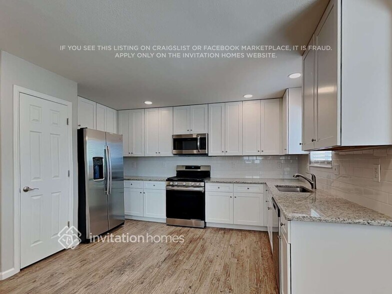 Building Photo - 7217 Moss Bluff Ct