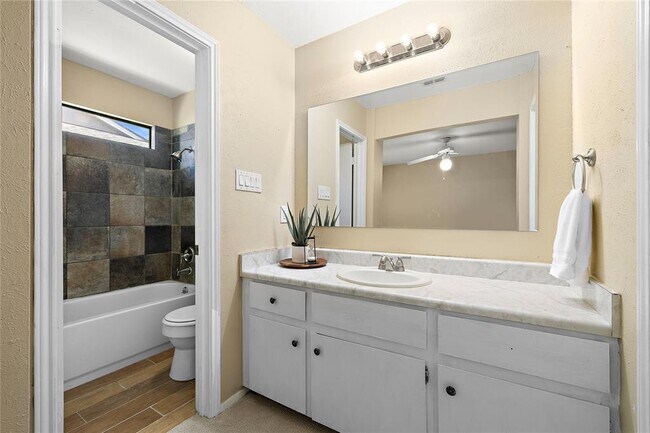 Building Photo - 11611 Prairie Hen Ln