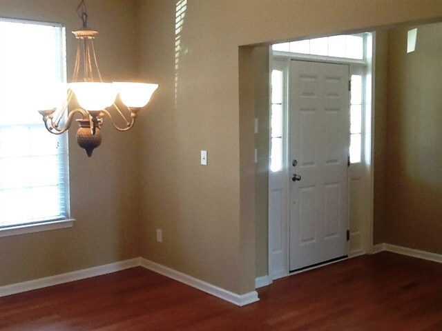 Building Photo - 3024 Saintsbury Cove Dr