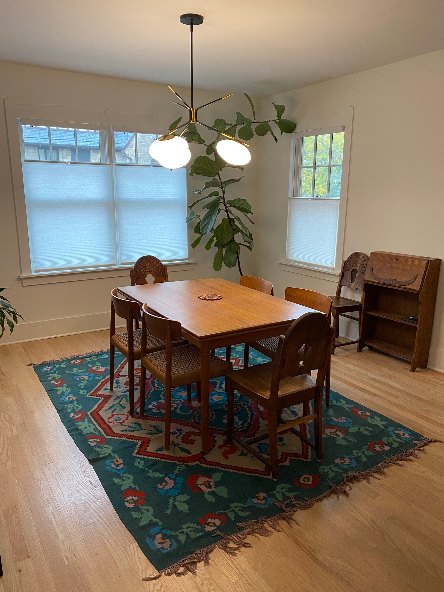 Dining Room - 1108 S Busey Ave